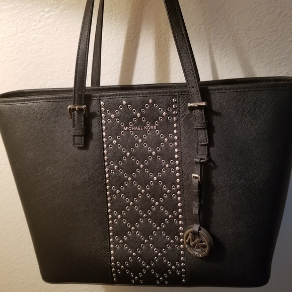 Michael Kors Handbags - Michael kors jet set tote
